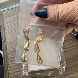 Gold Teardrop Earrings